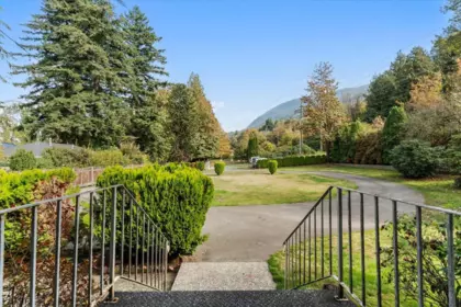 42111 Ratzlaff Road, Yarrow, BC, Yarrow — Single Family Residence for sale