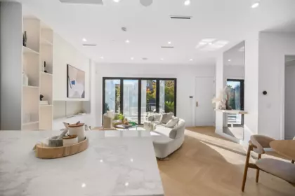 411 W 19th Avenue, Vancouver, BC, Vancouver — Half Duplex for sale