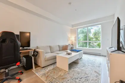 217 3438 146a Street, Surrey, BC, Surrey — Apartment/Condo for sale