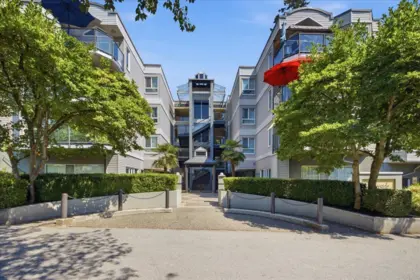 303 2250 SE Marine Drive, Vancouver, BC, Vancouver — Apartment/Condo for sale