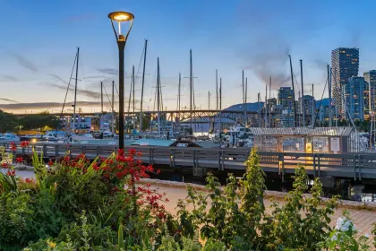 1014 Ironwork Passage, Vancouver, BC, Vancouver — Apartment/Condo for sale