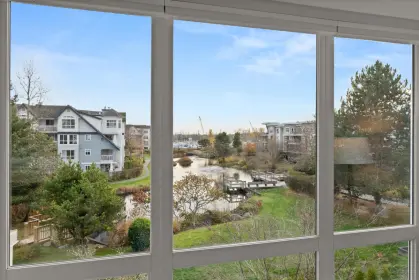 305 5800 Andrews Road, Richmond, BC, Richmond — Apartment/Condo for sale