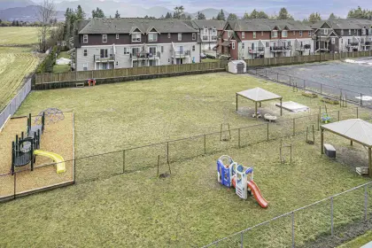 404 46966 Yale Road, Chilliwack, BC, Chilliwack — Apartment/Condo for sale