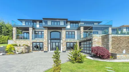 725 Greenwood Road, West Vancouver, BC, West vancouver — Single Family Residence for sale
