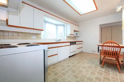 3881 Hurst Street, Burnaby, BC, Burnaby — Single Family Residence for sale
