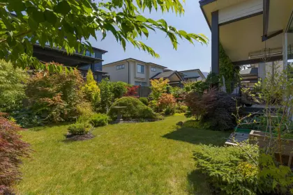 39310 Mockingbird Crescent, Squamish, BC, Squamish — Single Family Residence for sale