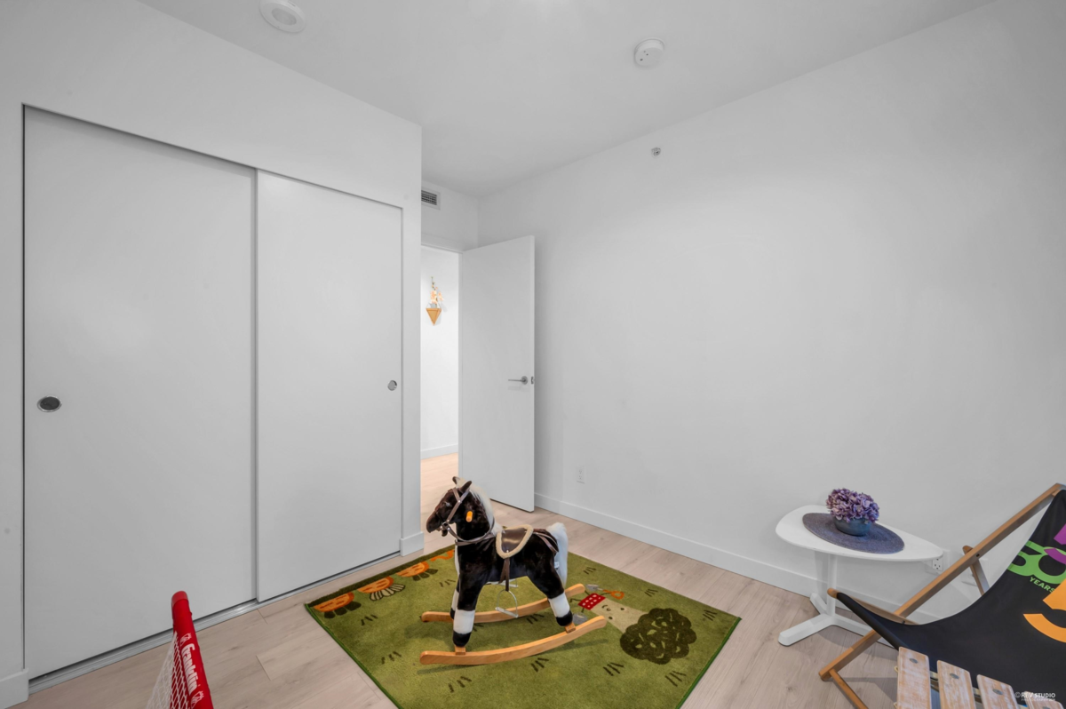 Staircase Photo of 2307 6080 Mckay Avenue, Burnaby, BC