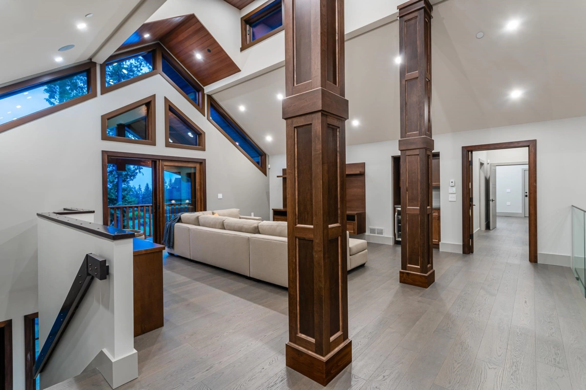 Laundry Room Photo of 3299 Black Bear Way, Anmore, BC