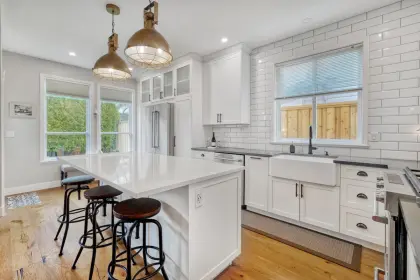 3253 Georgia Street, Richmond, BC, Richmond — Single Family Residence for sale