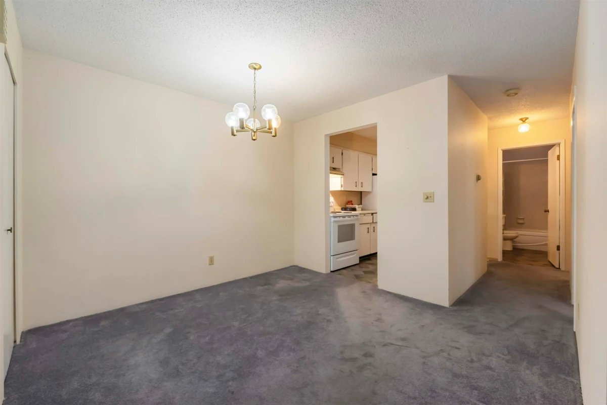 Bedroom 4 Photo of 1121 34909 Old Yale Road, Abbotsford, BC