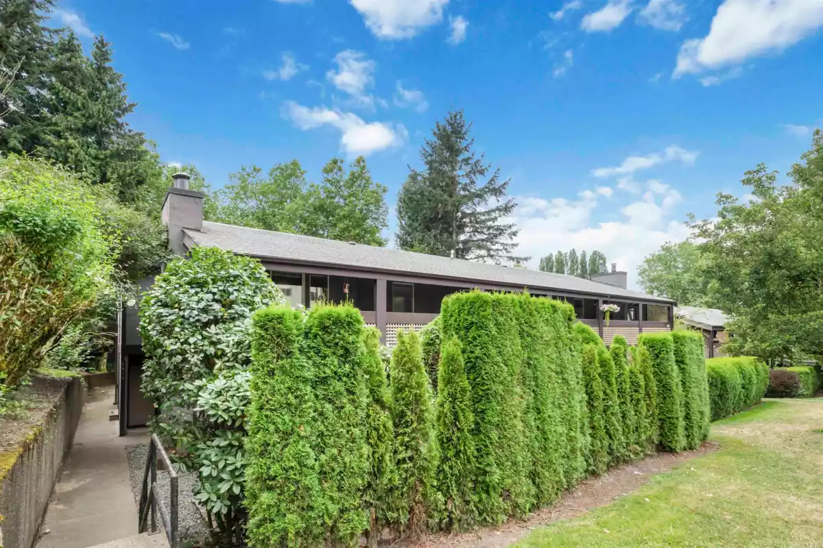 Family Room Photo of 1121 34909 Old Yale Road, Abbotsford, BC