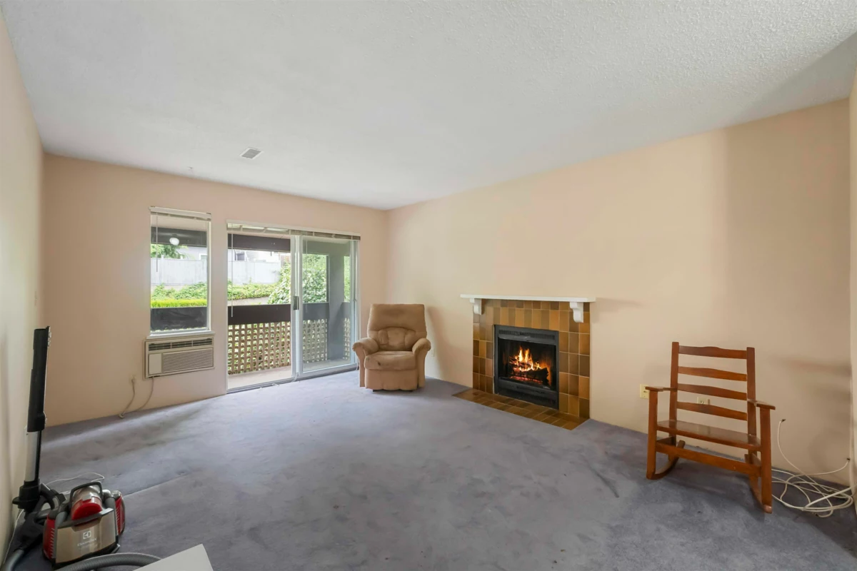 Pantry Photo of 1121 34909 Old Yale Road, Abbotsford, BC