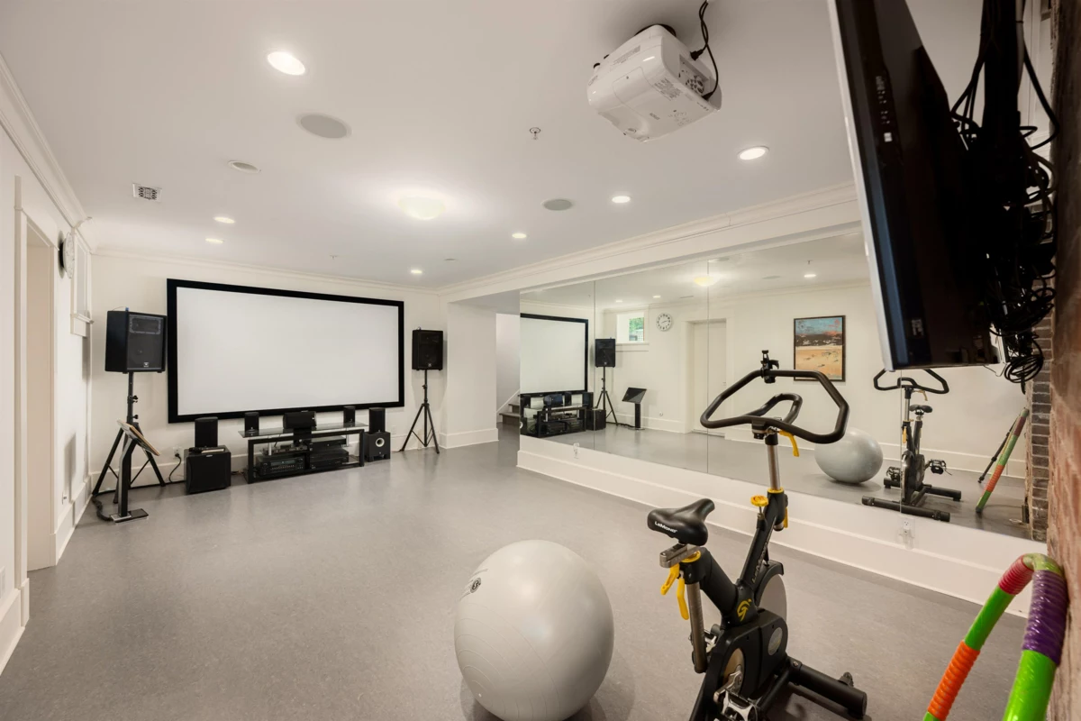 Laundry Room Photo of 3835 Selkirk Street, Vancouver, BC