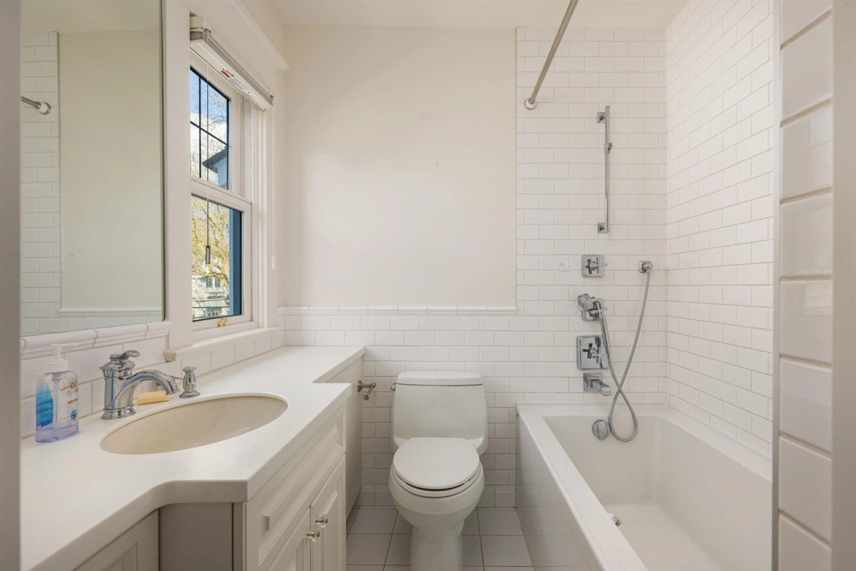 Loft / Bonus Room Photo of 3835 Selkirk Street, Vancouver, BC