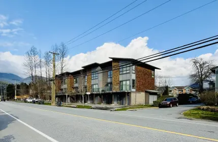 40156 Government Road, Squamish, BC, Squamish — Townhouse for sale