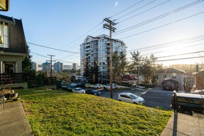 233 Eleventh Street, New Westminster, BC, New westminster — Single Family Residence for sale