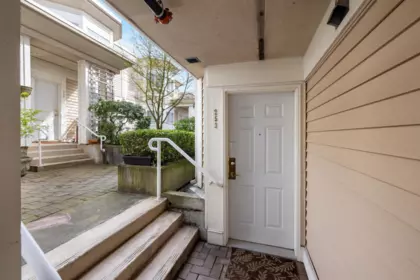253 2565 W Broadway Avenue, Vancouver, BC, Vancouver — Apartment/Condo for sale
