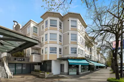 253 2565 W Broadway Avenue, Vancouver, BC, Vancouver — Apartment/Condo for sale
