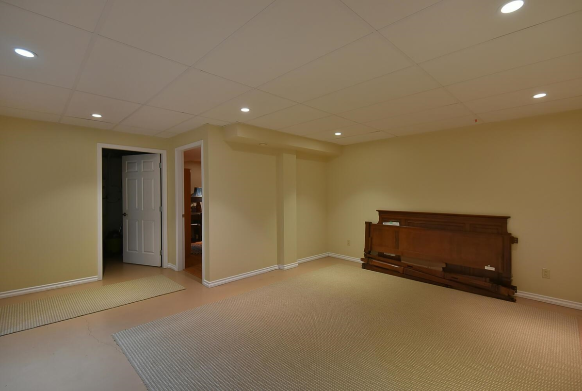 Front Yard Photo of 667 Franklin Road, Gibsons, BC