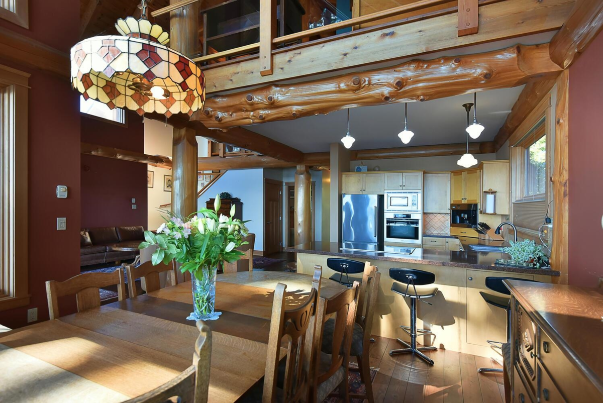 Guest Bathroom Photo of 667 Franklin Road, Gibsons, BC