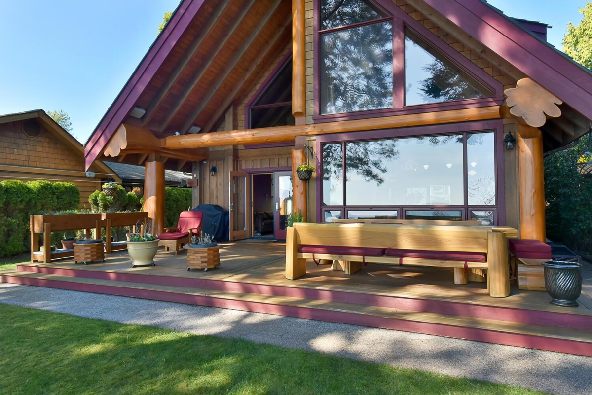 Hot Tub / Spa Photo of 667 Franklin Road, Gibsons, BC