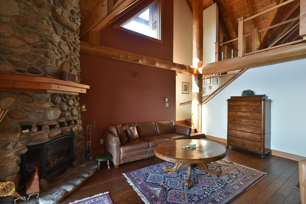 Powder Room Photo of 667 Franklin Road, Gibsons, BC