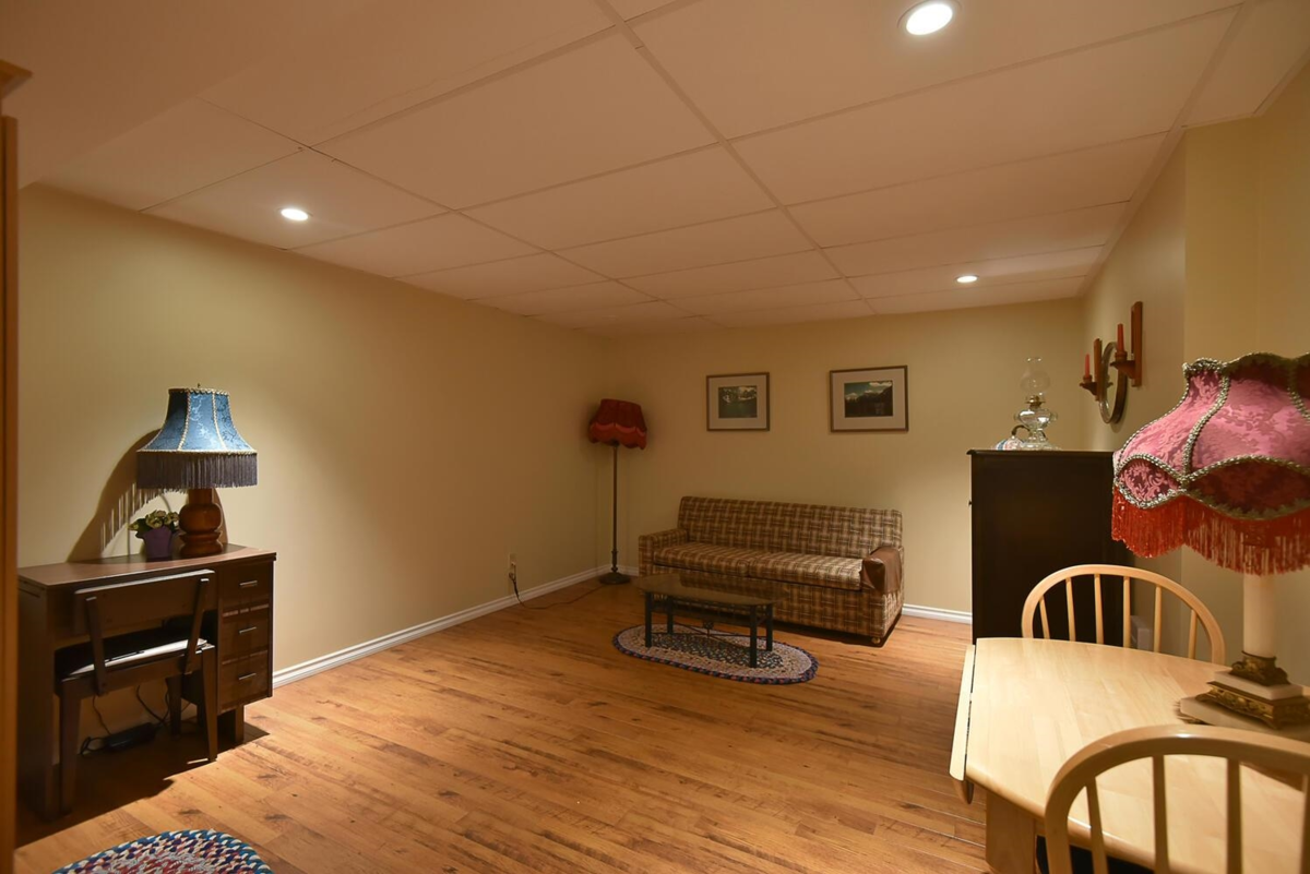 Swimming Pool Photo of 667 Franklin Road, Gibsons, BC