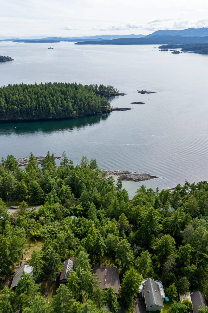 Community Amenities Photo (Clubhouse) of 242 Spinnaker Drive, Mayne Island, BC