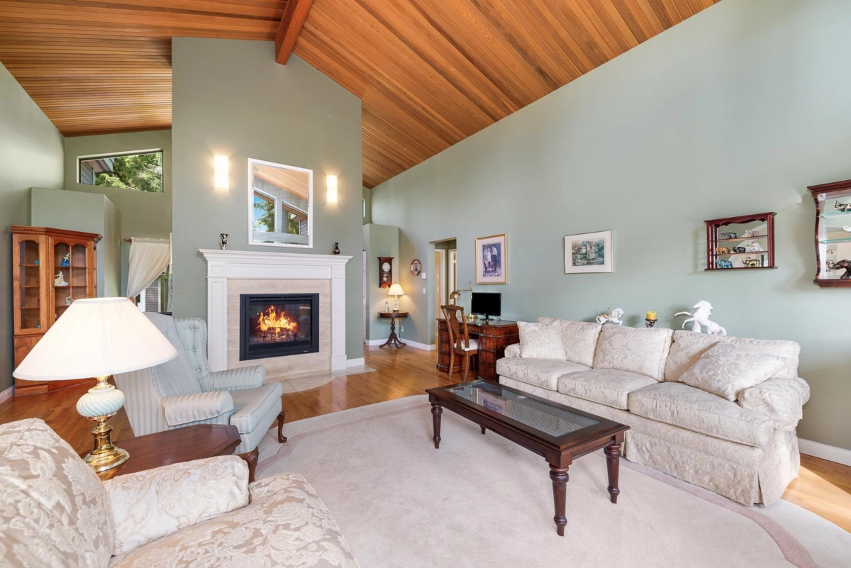 Kitchen Photo of 242 Spinnaker Drive, Mayne Island, BC