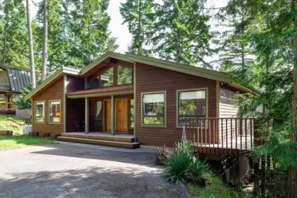 242 Spinnaker Drive, Mayne Island, BC, Mayne Island — 3 bed single family residence for sale
