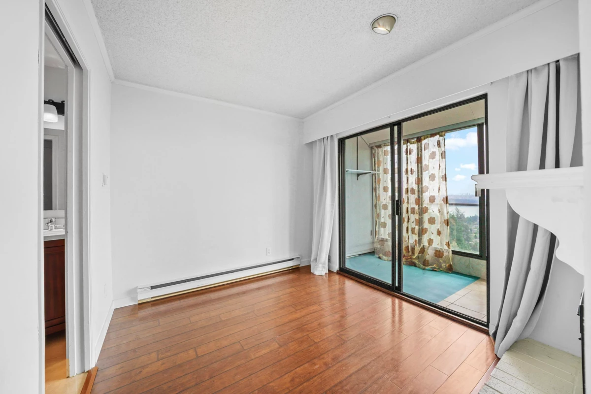 Basement Recreation Room Photo of 6 2206 Folkestone Way, West Vancouver, BC