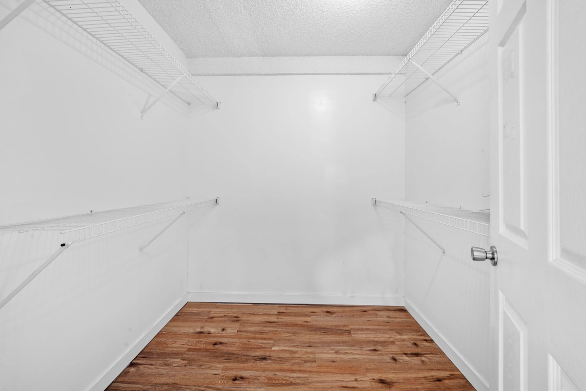 Laundry Room Photo of 6 2206 Folkestone Way, West Vancouver, BC