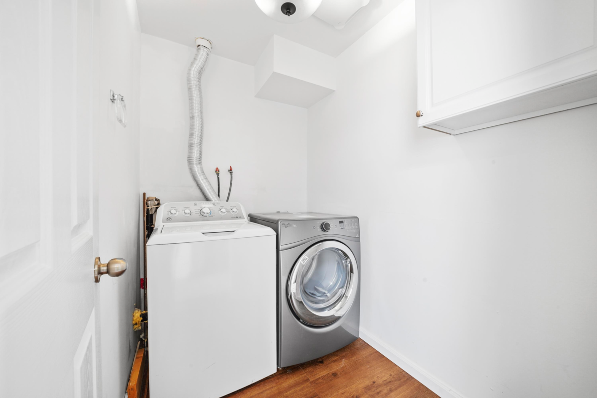 Outdoor Deck Photo of 6 2206 Folkestone Way, West Vancouver, BC