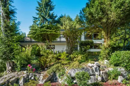 4007 Bayridge Avenue, West Vancouver, BC, West Vancouver — Single Family Residence for sale