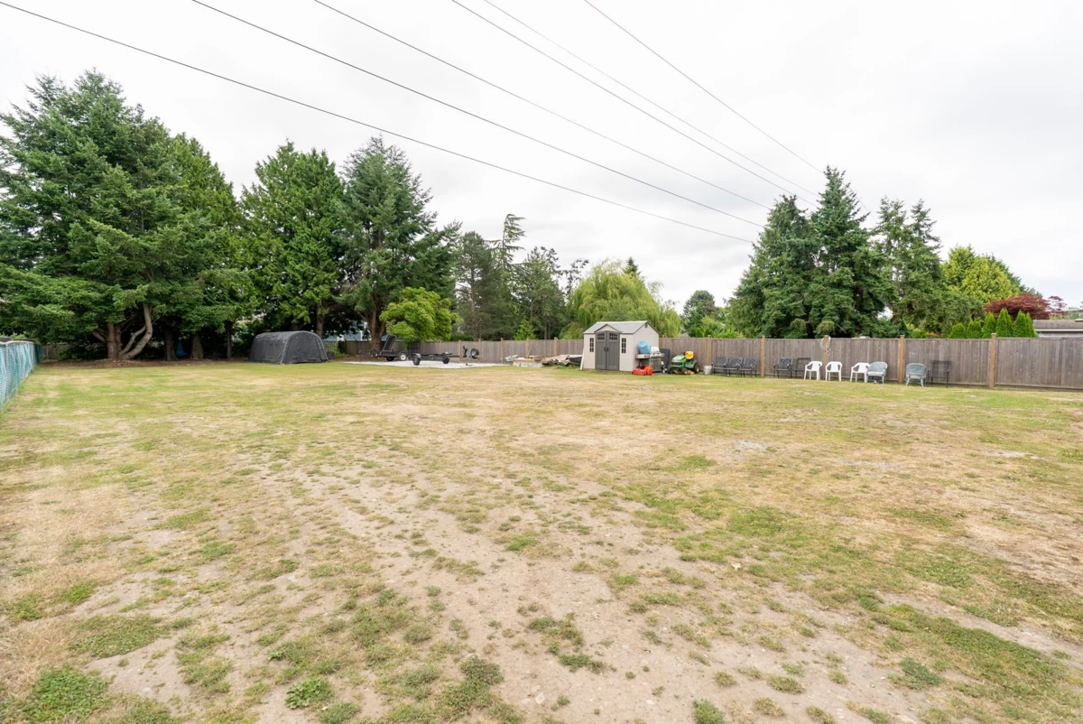 Kitchen Photo of 1370 53a Street, Delta, BC
