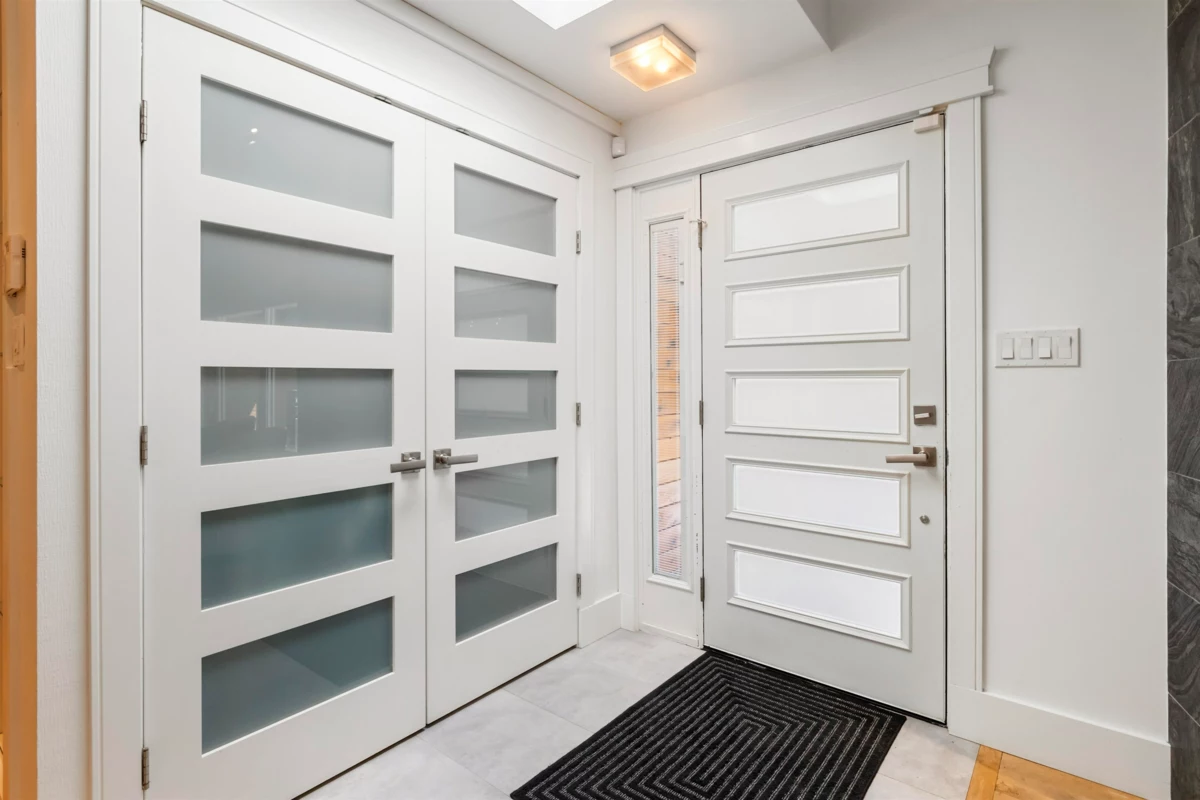 Living Room Photo of 20111 Grade Crescent, Langley, BC