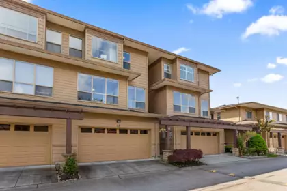 48 16655 64 Avenue, Surrey, BC, Surrey — Townhouse for sale