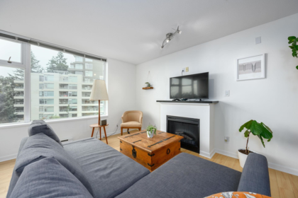 207 9288 University Crescent, Burnaby, BC, Burnaby — Apartment/Condo for sale