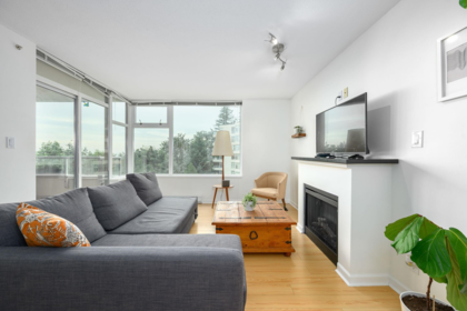 207 9288 University Crescent, Burnaby, BC, Burnaby — Apartment/Condo for sale
