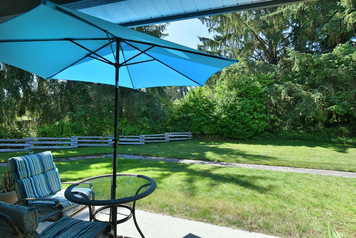 Family Room Photo of 11 5761 Wharf Avenue, Sechelt, BC