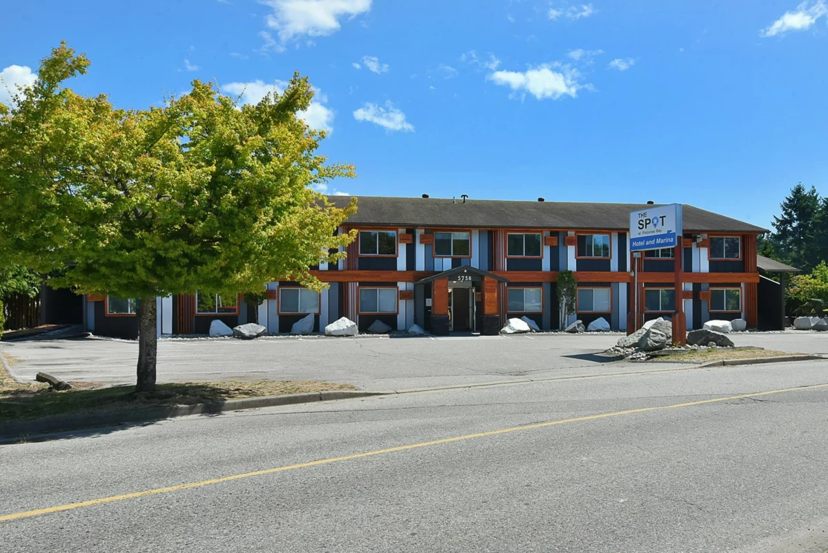 Garage Interior Photo of 11 5761 Wharf Avenue, Sechelt, BC