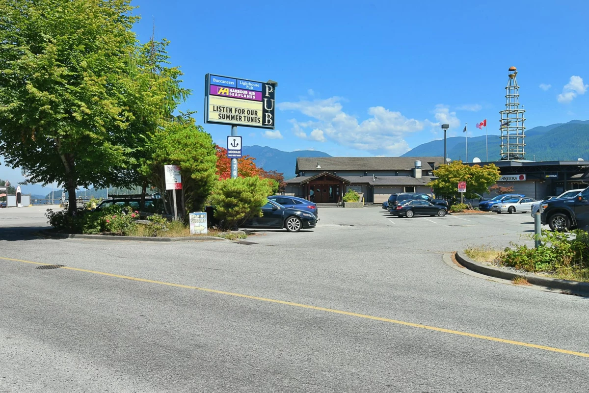 Outdoor Patio Photo of 11 5761 Wharf Avenue, Sechelt, BC