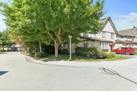 25 21801 Dewdney Trunk Road, Maple Ridge, BC