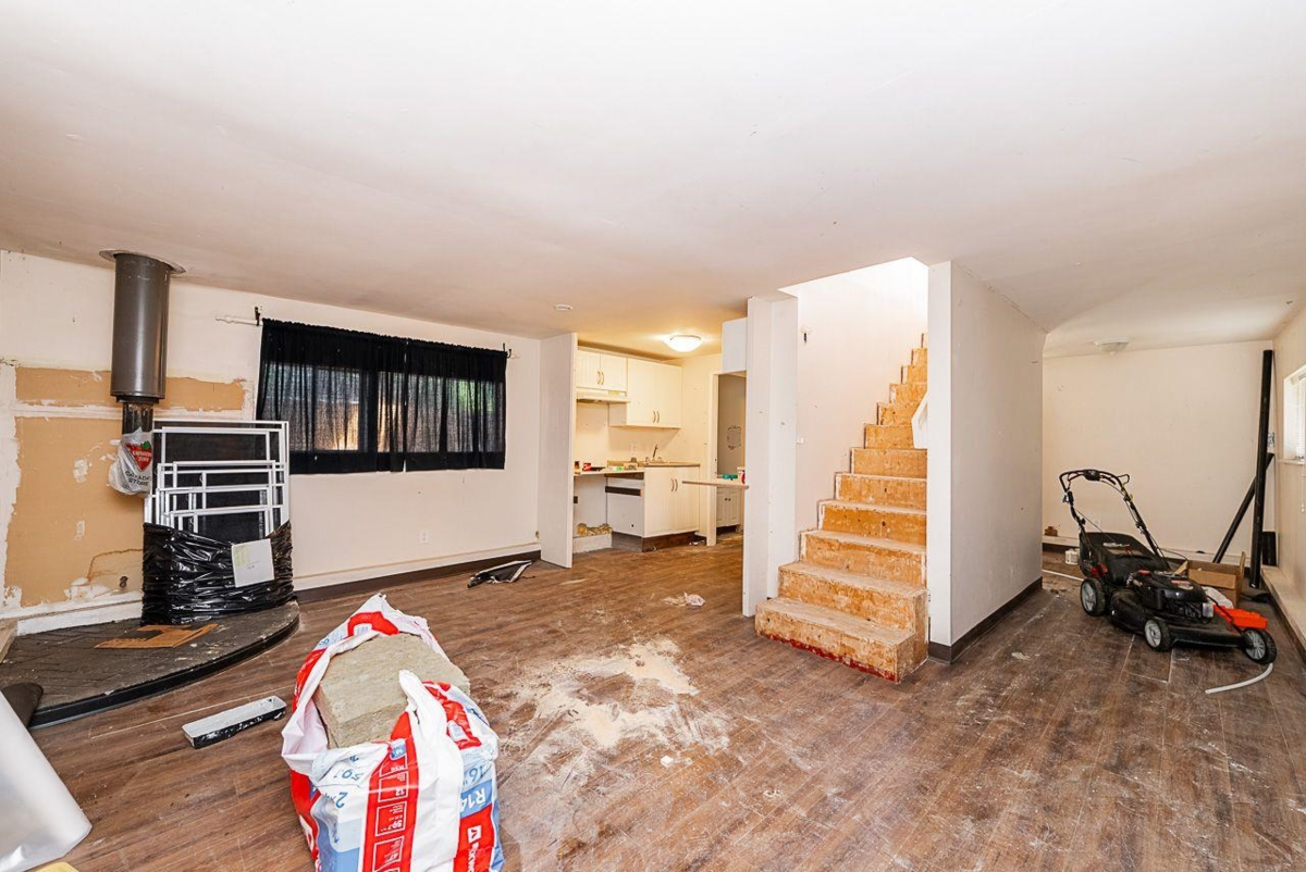 Backyard Photo of 1747 Salisbury Avenue, Port Coquitlam, BC