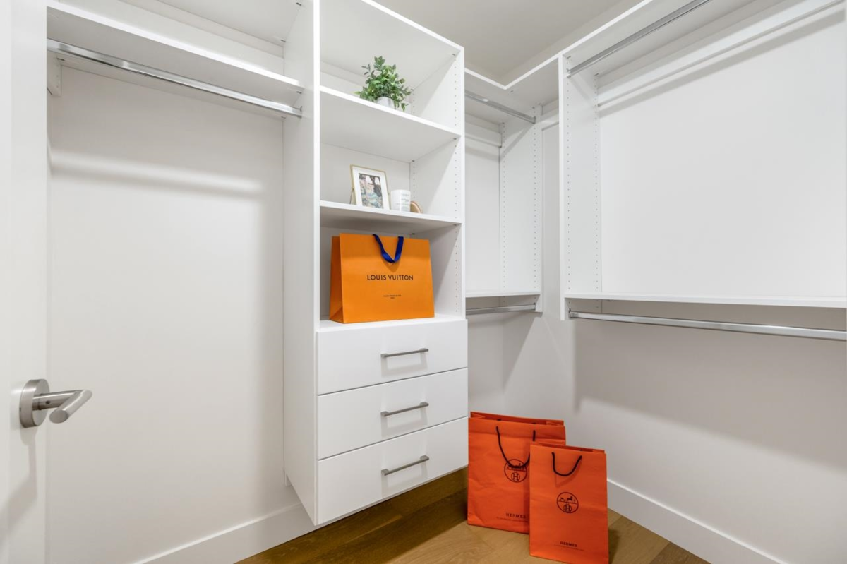 Laundry Room Photo of 7379 SW Imperial Street, Burnaby, BC