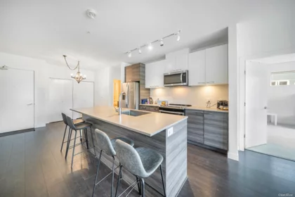 319 10581 140 Street, Surrey, BC, Surrey — Apartment/Condo for sale