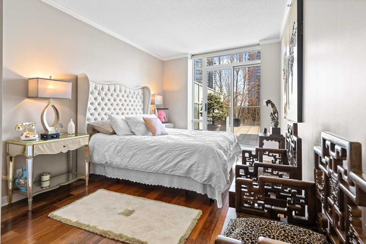 Hallway Photo of 301 638 Beach Crescent, Vancouver, BC
