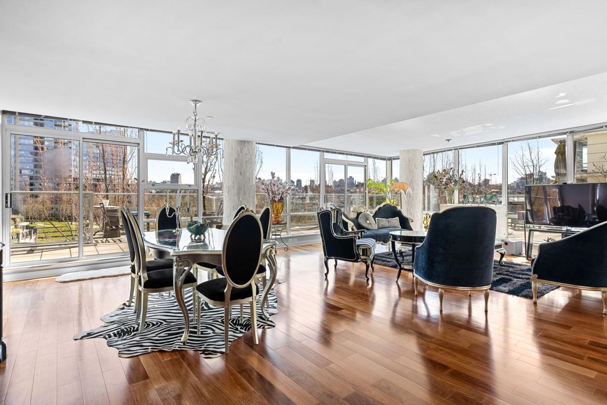 Kitchen Island Photo of 301 638 Beach Crescent, Vancouver, BC