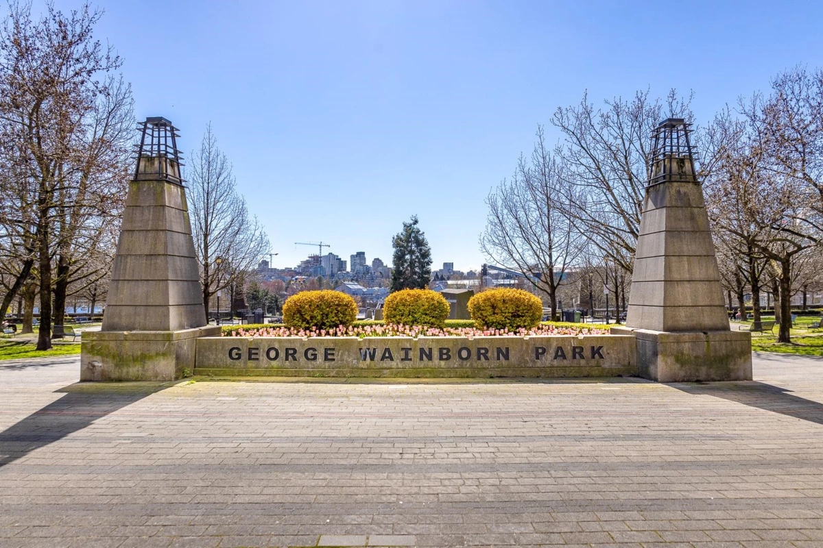 Neighborhood Park Photo Near 301 638 Beach Crescent, Vancouver, BC