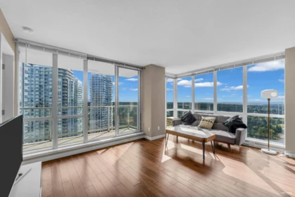 2904 9981 Whalley Boulevard, Surrey, BC, Surrey — Apartment/Condo for sale